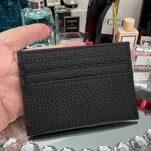 ✨Pebbled Black Leather Slim Card Holder✨New